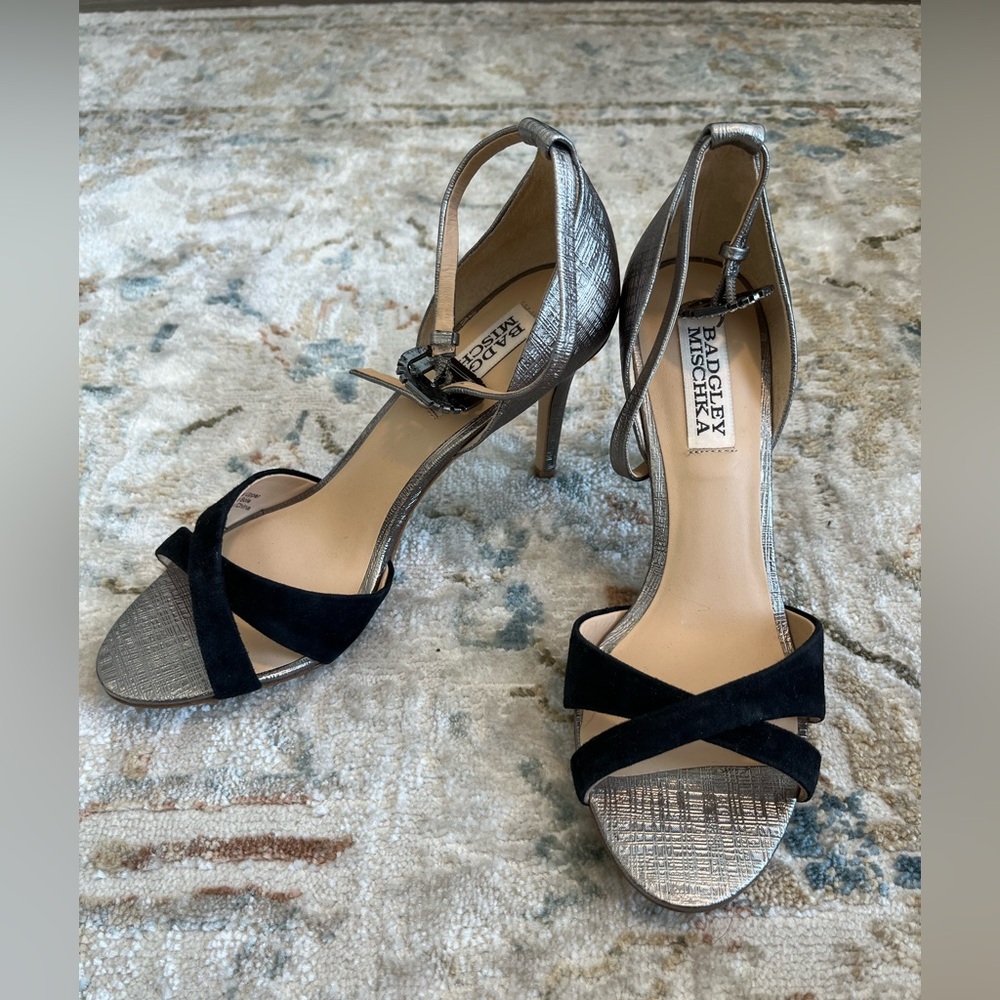 Badgley Mischka Silver Metallic & Black Suede Strappy Heels